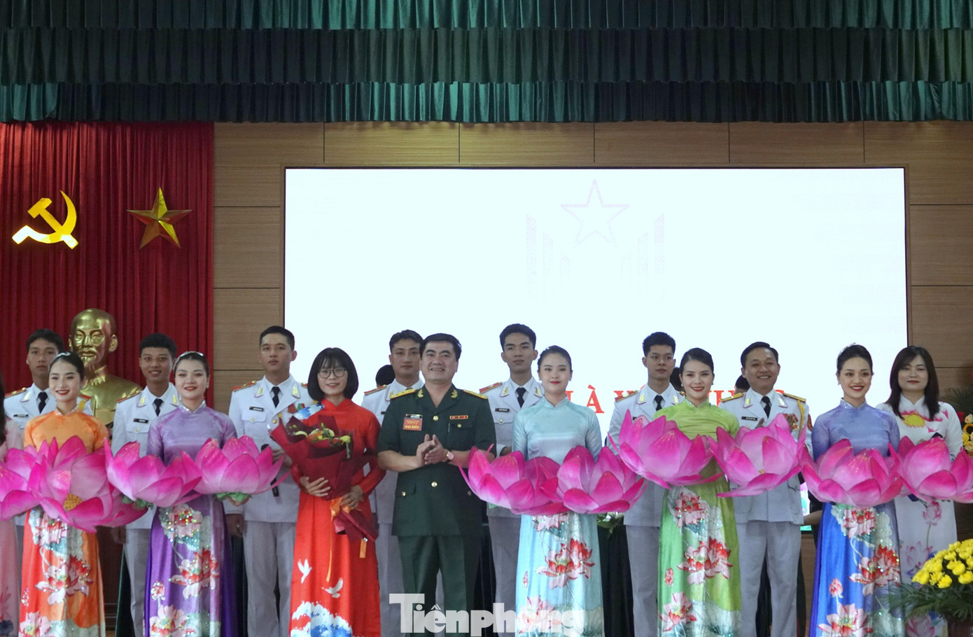 Ảnh: Nguyễn Minh Ảnh: Nguyễn Minh