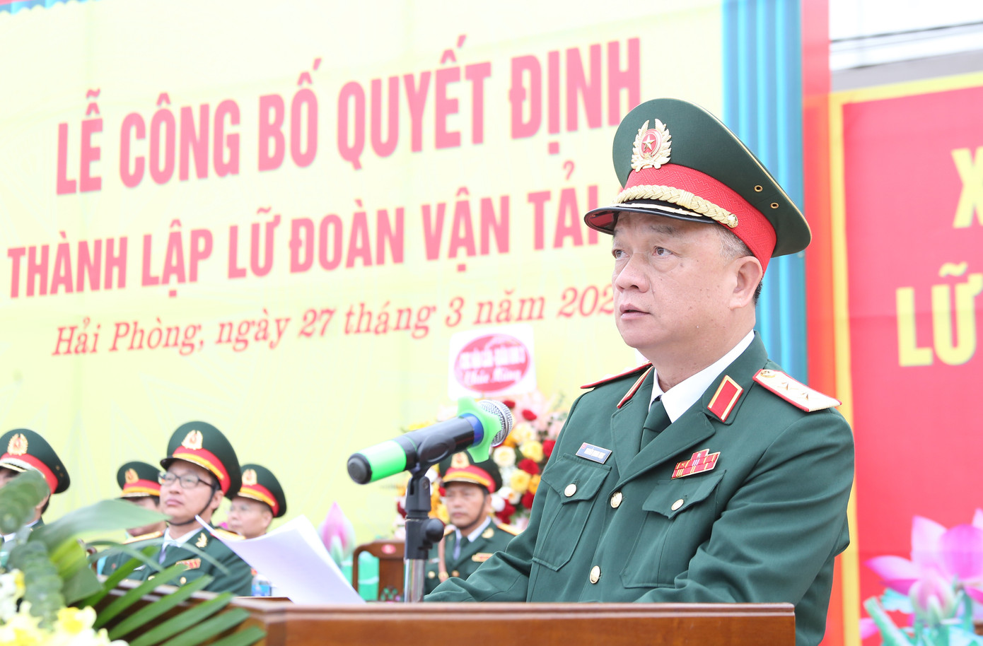 Trung tướng Nguyễn Quang Ngọc - Tư lệnh Quân khu 3, phát biểu chỉ đạo tại buổi lễ.