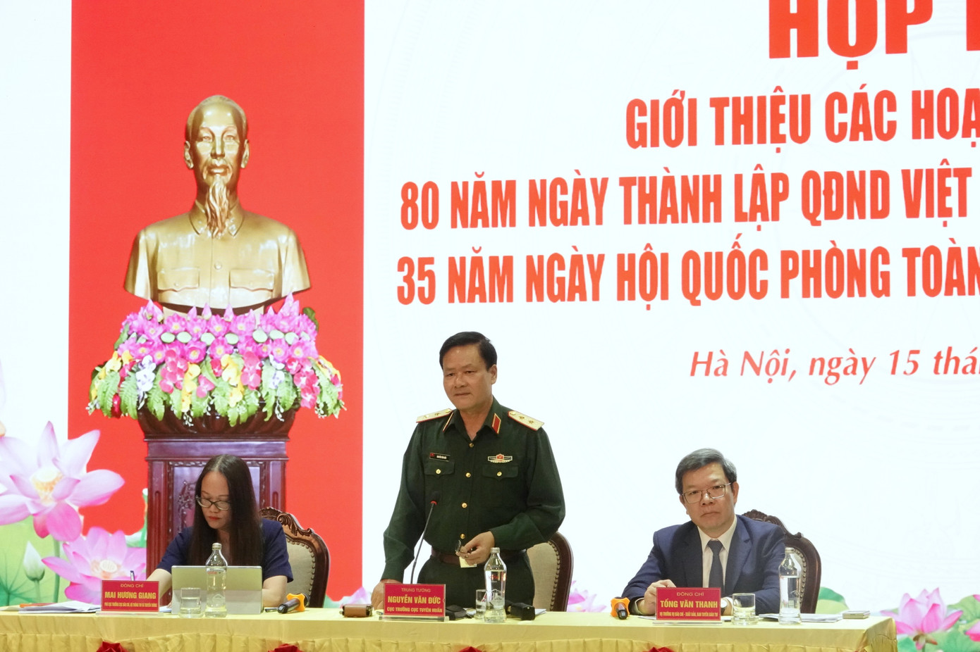 Lãnh đạo Cục Tuyên huấn (Tổng cục Chính trị QĐND Việt Nam), Cục Báo chí (Bộ Thông tin và Truyền thông), Vụ Báo chí - Xuất bản (Ban Tuyên giáo Trung ương) đồng chủ trì họp báo.