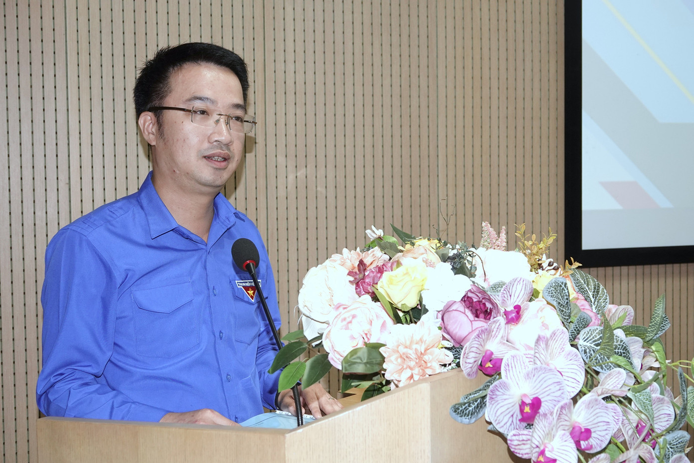 Bí thư T.Ư Đoàn Nguyễn Tường Lâm phát biểu tại hội nghị.