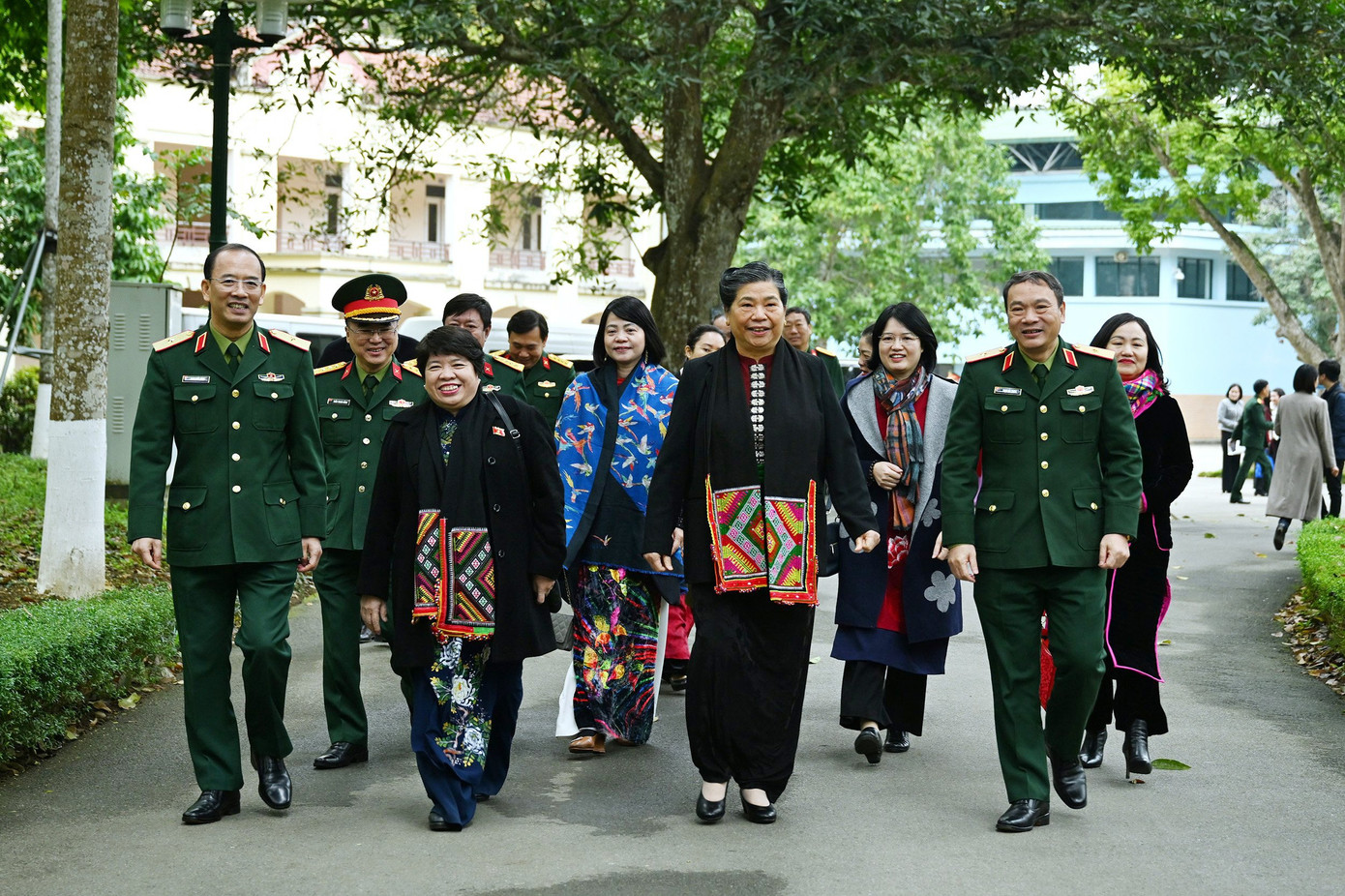 Các đại biểu tham quan Khu di tích K9 - Đá Chông. Các đại biểu tham quan Khu di tích K9 - Đá Chông.