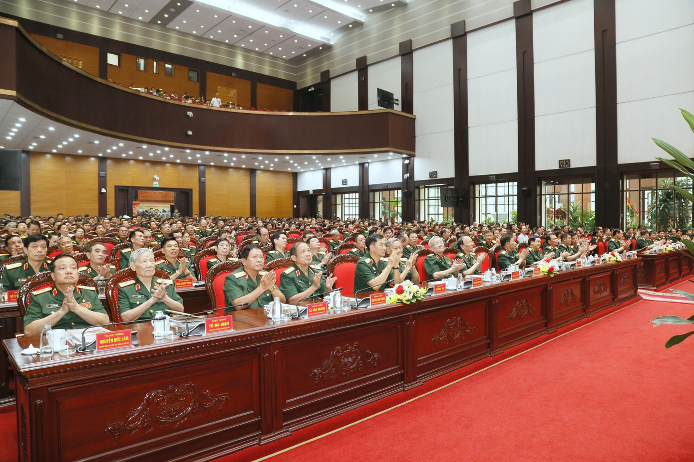 Các đại biểu dự lễ kỷ niệm.