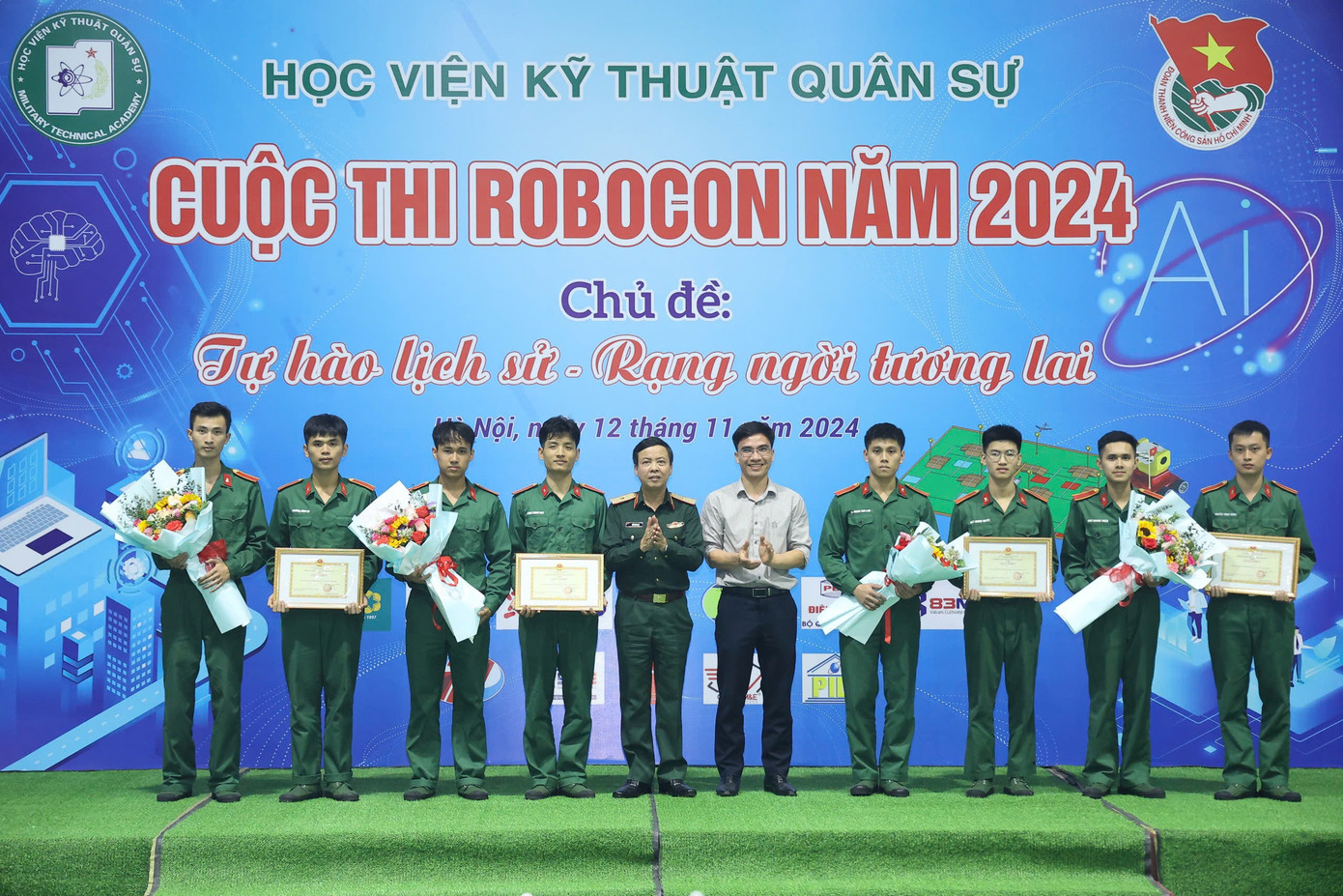 Ban tổ chức Robocon 2024 trao thưởng 4 đội đoạt giải Khuyến khích. Ban tổ chức Robocon 2024 trao thưởng 4 đội đoạt giải Khuyến khích.