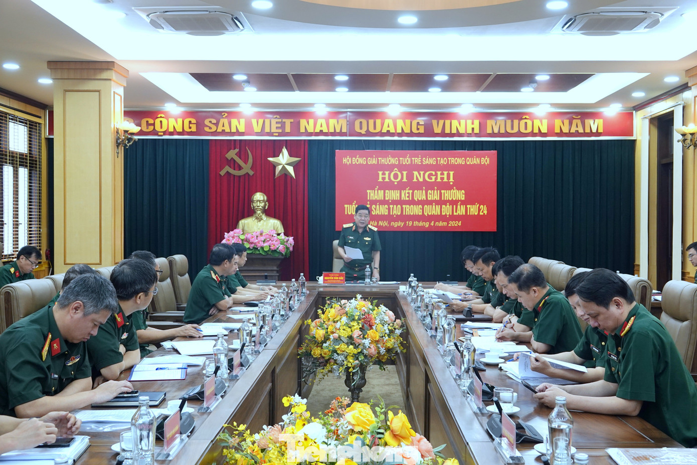 Quang cảnh hội nghị.