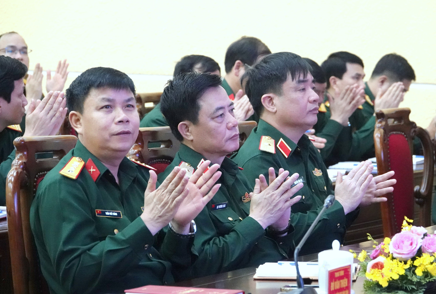 Lãnh đạo Ban Thanh niên Quân đội và chỉ huy các đơn vị thuộc Tổng cục Hậu cần tham dự tọa đàm.