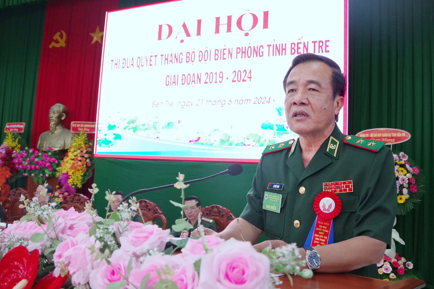 Trung tướng Lê Đức Thái phát biểu chỉ đạo đại hội. Trung tướng Lê Đức Thái phát biểu chỉ đạo đại hội.