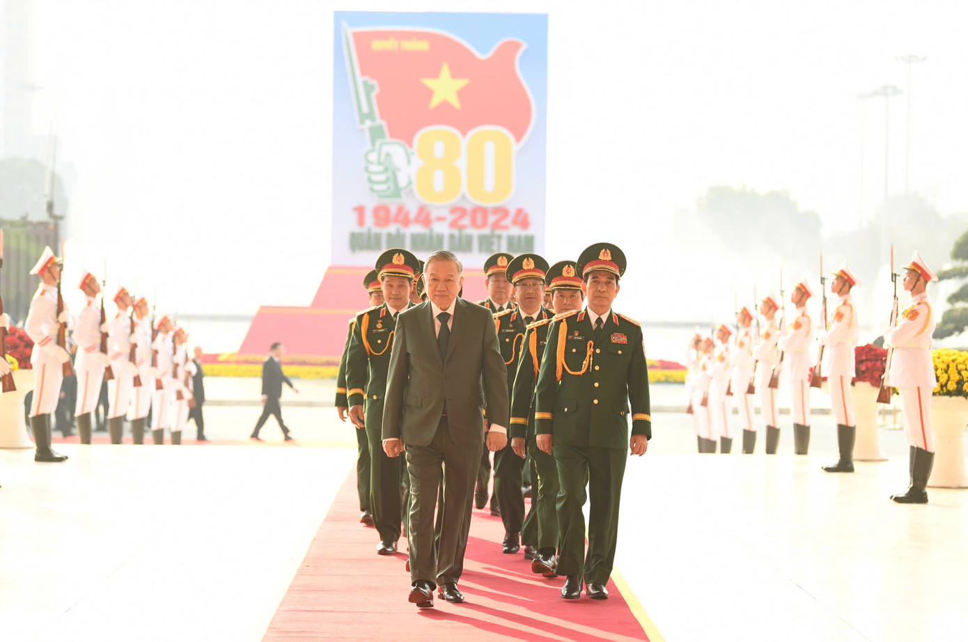 Lễ kỷ niệm do Ban Chấp hành Trung ương Đảng, Quốc hội, Chủ tịch nước, Chính phủ, Ủy ban Trung ương MTTQ Việt Nam và Quân ủy Trung ương - Bộ Quốc phòng tổ chức. Lễ kỷ niệm do Ban Chấp hành Trung ương Đảng, Quốc hội, Chủ tịch nước, Chính phủ, Ủy ban Trung ương MTTQ Việt Nam và Quân ủy Trung ương - Bộ Quốc phòng tổ chức.