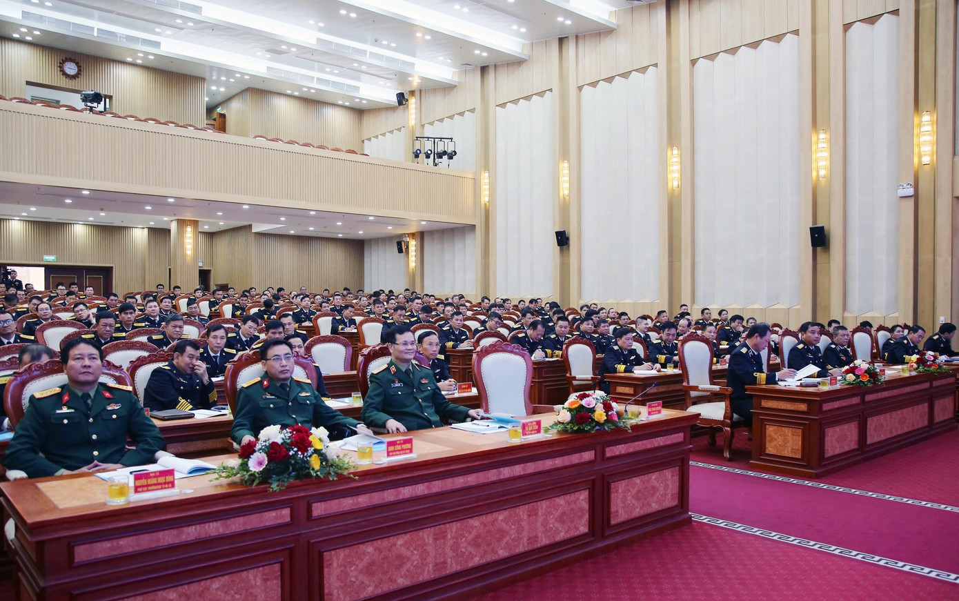 Hội nghị có sự tham dự của lãnh đạo Quân chủng Hải quân, Tổng cục Kỹ thuật và lãnh đạo các cơ quan, đơn vị trong và ngoài lực lượng Hải quân. Hội nghị có sự tham dự của lãnh đạo Quân chủng Hải quân, Tổng cục Kỹ thuật và lãnh đạo các cơ quan, đơn vị trong và ngoài lực lượng Hải quân.