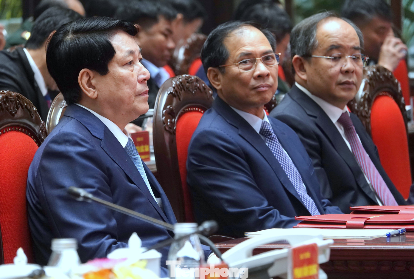 Chủ tịch nước Lương Cường dự, chỉ đạo Hội nghị Quân chính toàn quân năm 2024. Chủ tịch nước Lương Cường dự, chỉ đạo Hội nghị Quân chính toàn quân năm 2024.