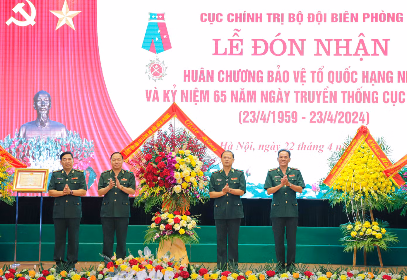 Đảng ủy, Bộ Tư lệnh BĐBP chúc mừng sự kiện đánh dấu 65 năm xây dựng, phát triển của Cục Chính trị BĐBP. Đảng ủy, Bộ Tư lệnh BĐBP chúc mừng sự kiện đánh dấu 65 năm xây dựng, phát triển của Cục Chính trị BĐBP.