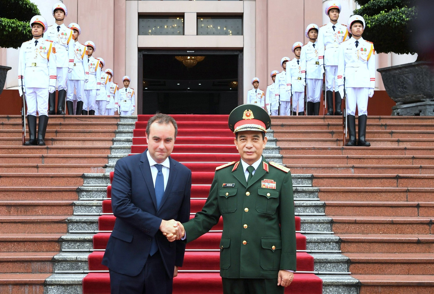 Chuyến thăm của Bộ trưởng Sébastien Lecornu diễn ra trong bối cảnh quan hệ Đối tác Chiến lược Việt Nam - Pháp không ngừng phát triển.