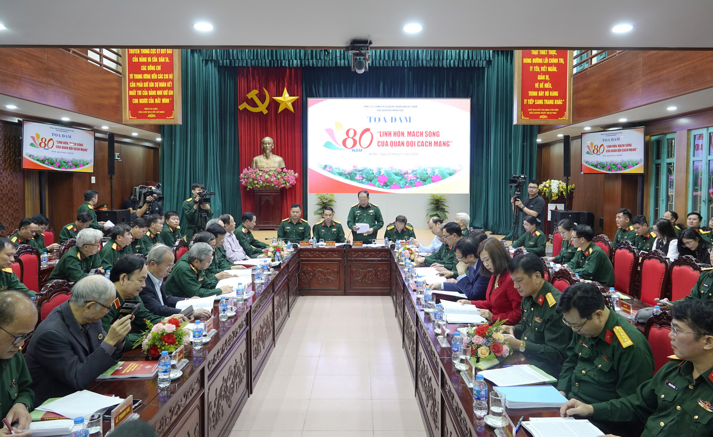 Quang cảnh tọa đàm.