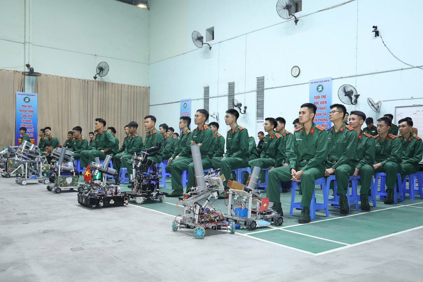 Tham gia chung kết cuộc thi có 8 đội thi. Tham gia chung kết cuộc thi có 8 đội thi.