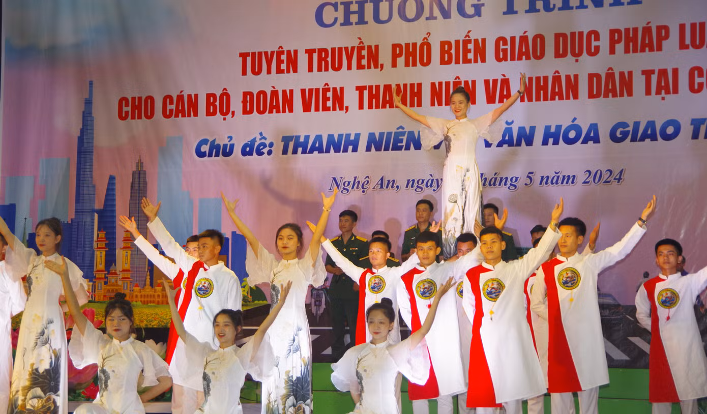 Chương trình thu hút đông đảo cán bộ, đoàn viên thanh niên trong và ngoài Quân đội tham gia, tạo hiệu ứng lan toả sâu rộng.