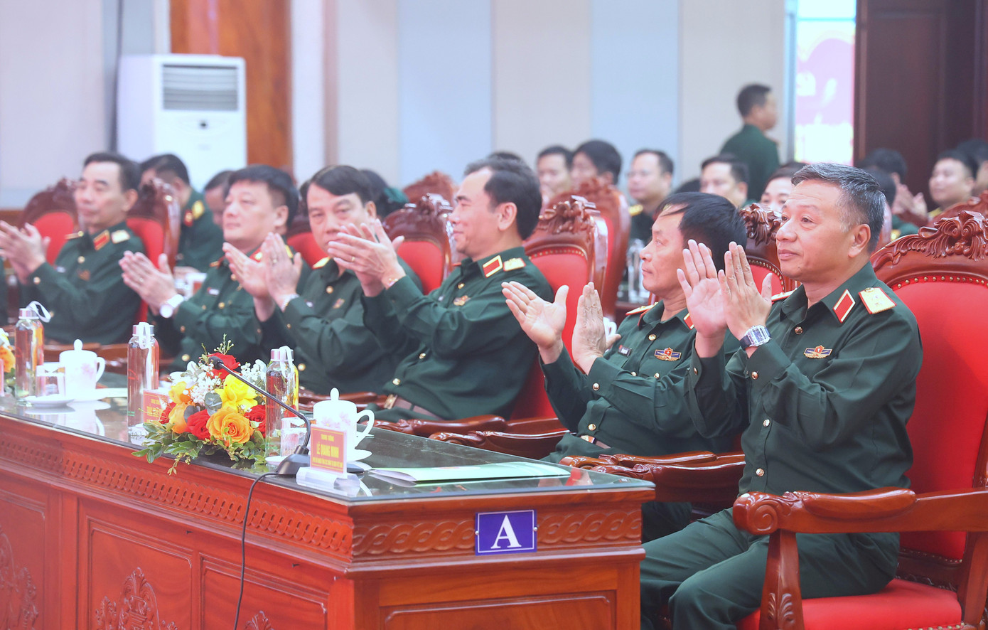 Lãnh đạo, đại biểu các cơ quan, đơn vị dự lễ bế mạc. Lãnh đạo, đại biểu các cơ quan, đơn vị dự lễ bế mạc.