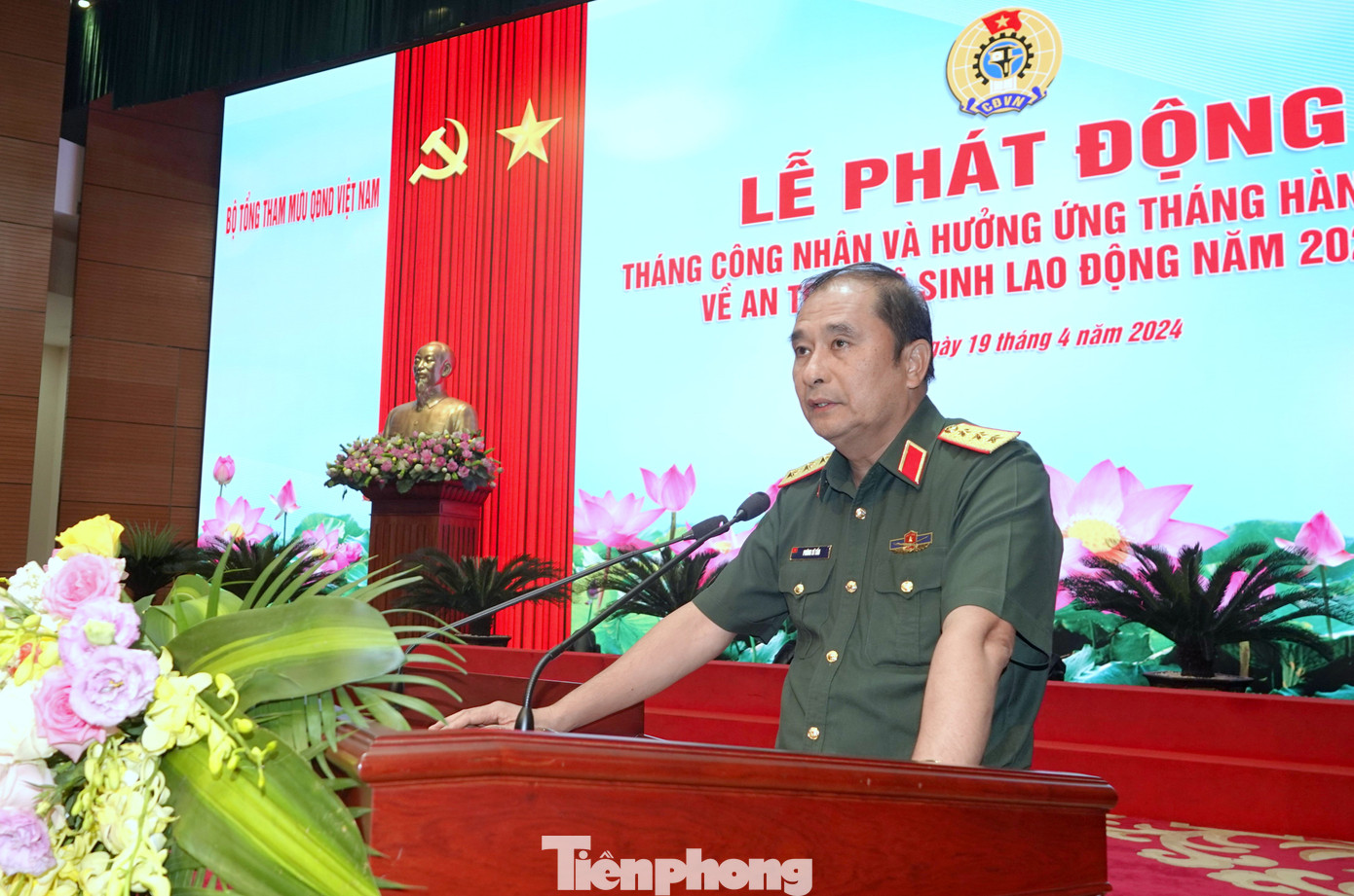 Thượng tướng Phùng Sĩ Tấn - Phó Tổng tham mưu trưởng, phát biểu chỉ đạo tại lễ phát động.