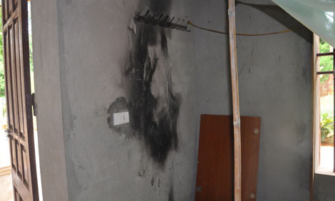 Kỳ lạ ngôi nhà một tháng 38 lần bốc cháy ảnh 3