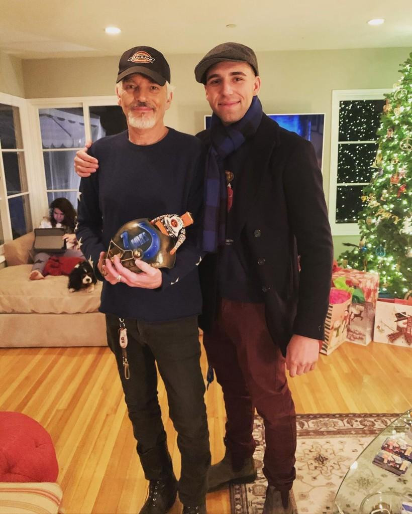 Harry và người cha nổi tiếng Billy Bob Thornton.