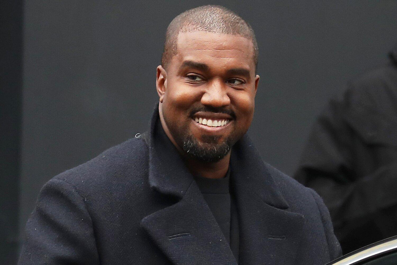 Kanye West "cá kiếm" thứ 4 danh sách nhờ thương hiệu Yeezy.