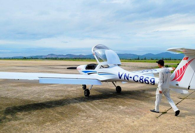 Máy bay huấn luyện VN-C869. Ảnh: Fanpage Trường hàng không New Zealand