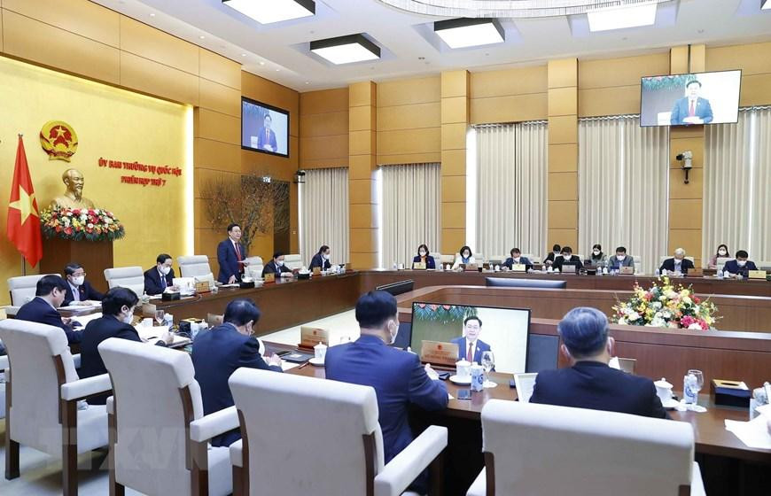 Các đại biểu nghe Chủ tịch Quốc hội Vương Đình Huệ phát biểu khai mạc. (Ảnh: Doãn Tấn/TTXVN)