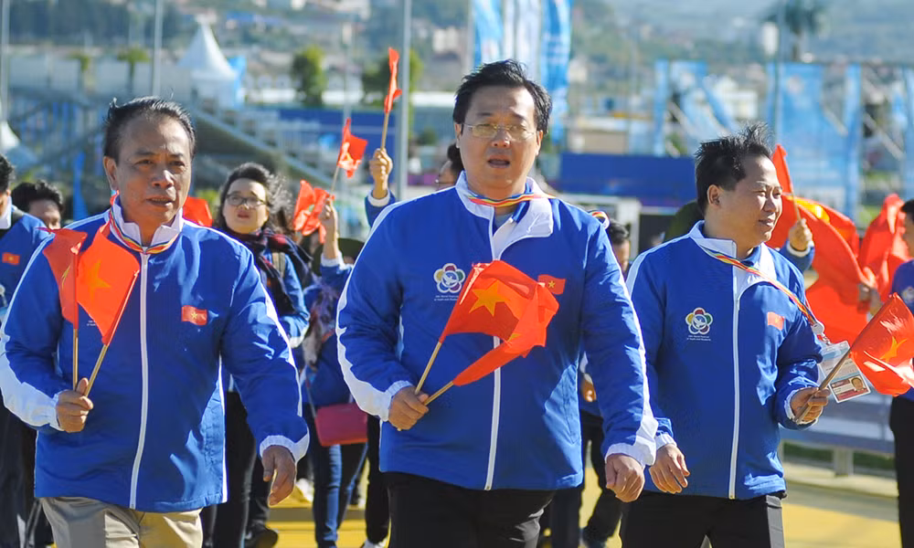 Quốc kỳ Việt Nam tung bay ở Festival thanh niên, sinh viên thế giới 19 ảnh 3