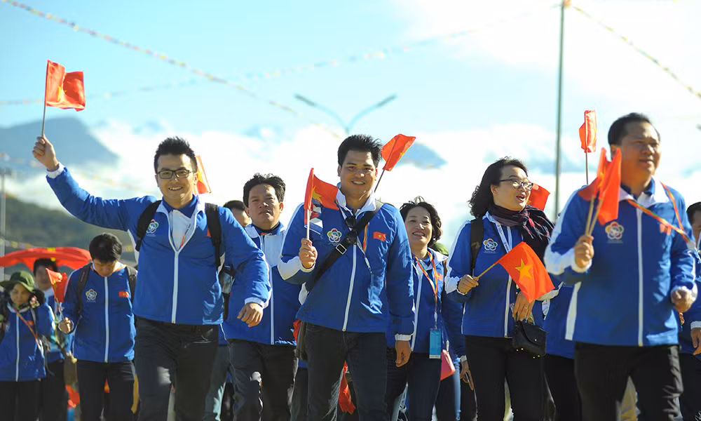 Quốc kỳ Việt Nam tung bay ở Festival thanh niên, sinh viên thế giới 19 ảnh 4