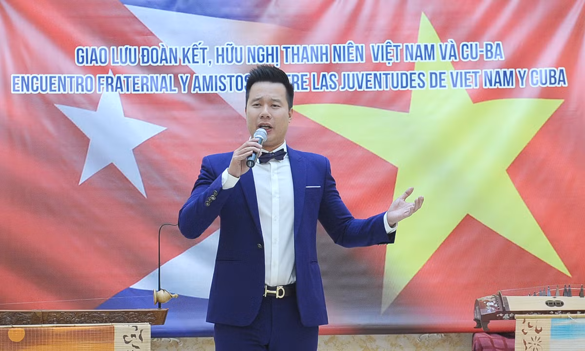 Nồng ấm đêm giao lưu Việt Nam - Cu Ba tại Festival thanh niên, sinh viên thế giới ảnh 11