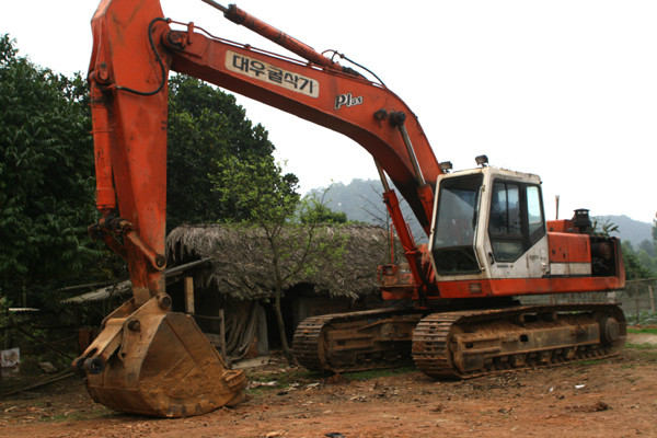 Ảnh tàn phá di tích Đền Hùng ảnh 6