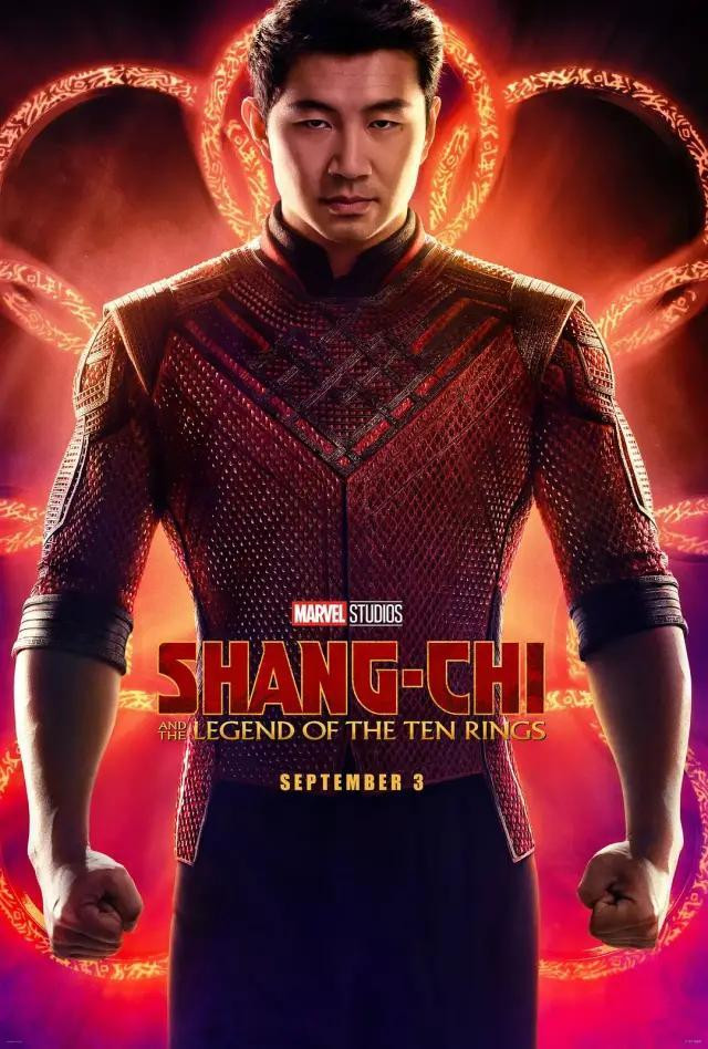 Shang-Chi là siêu anh hùng châu Á đầu tiên của Marvel. Nhân vật này do tài tử Canada gốc Hoa Simu Liu đóng. Nam diễn viên sinh năm 1989 xuất thân là diễn viên đóng thế.