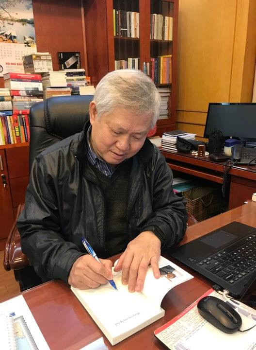 Lấp lánh sắc màu, tình yêu Hà Nội ảnh 1