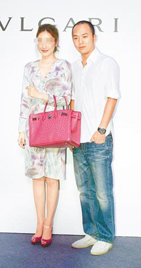 Thiếu gia họ Lý từng cặp kè với nhiều người đẹp