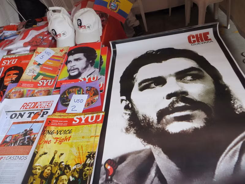 Hình ảnh Che Guevara tràn ngập. Hình ảnh Che Guevara tràn ngập