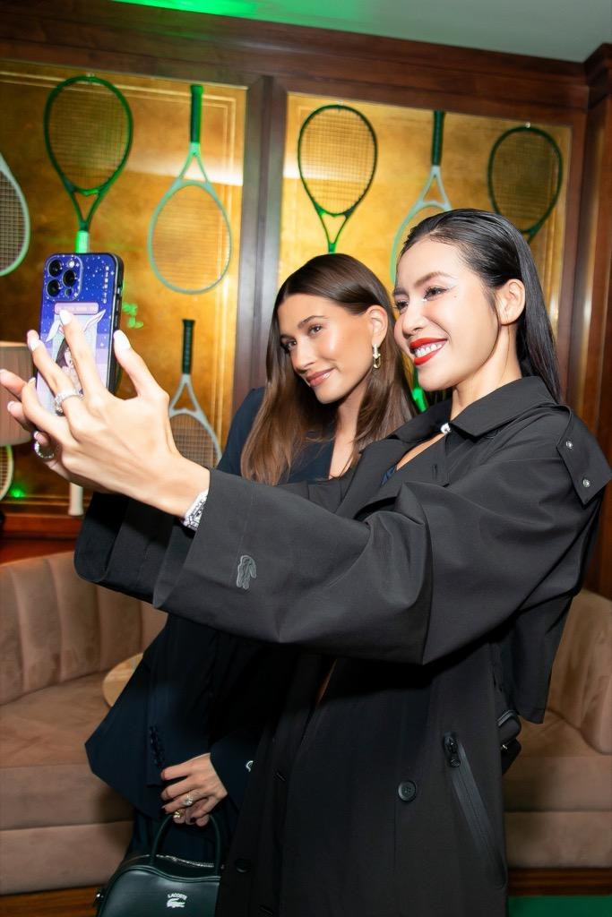 Minh Tú lưu lại khoảnh khắc gặp gỡ Hailey Baldwin Bieber.