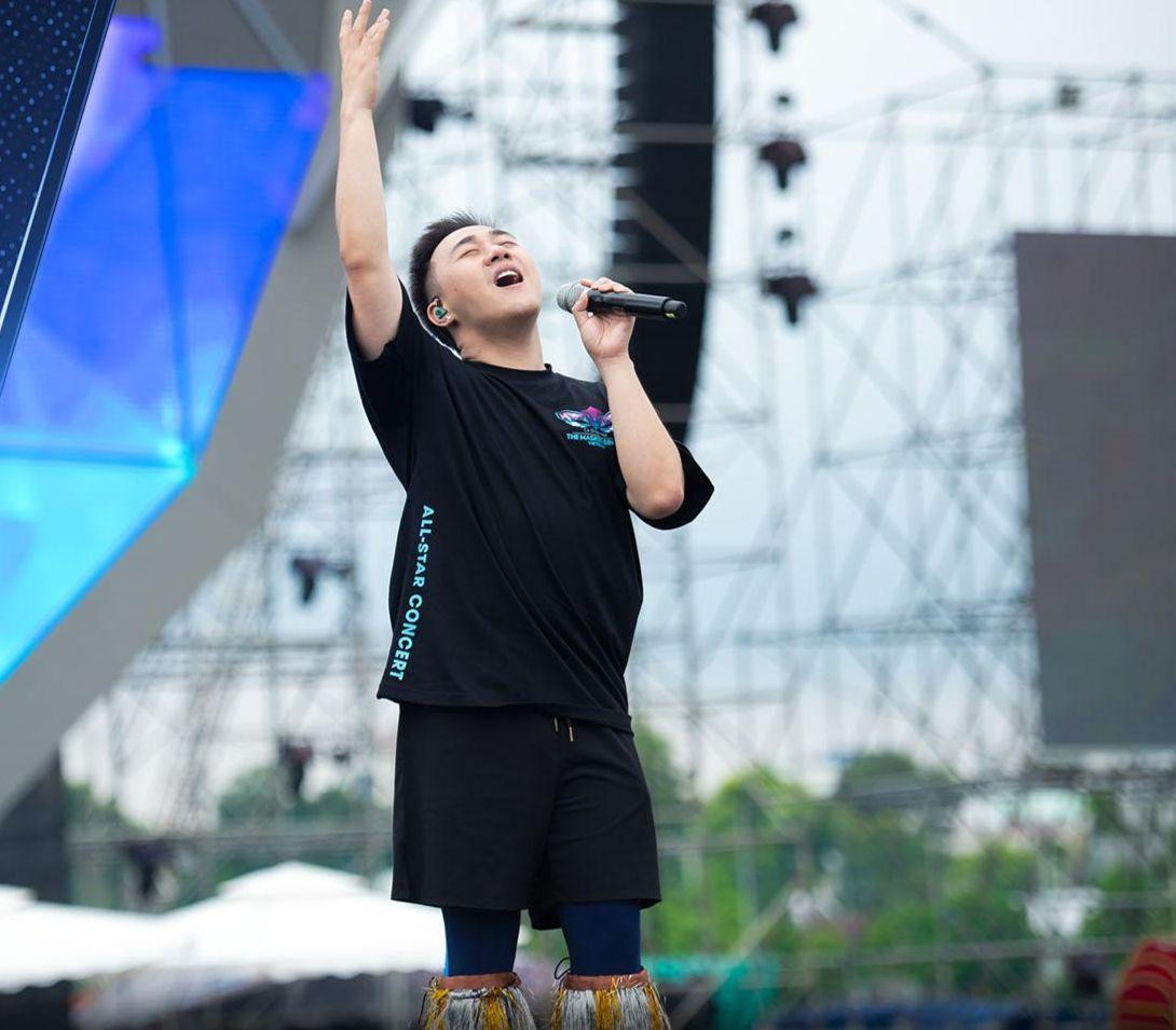 "Bướm Mặt Trăng" Trung Quân - một trong những mascot duyên dáng nhất của chương trình "Bướm Mặt Trăng" Trung Quân - một trong những mascot duyên dáng nhất của chương trình