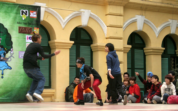 Nhiều màn đấu bất phân thắng bại
