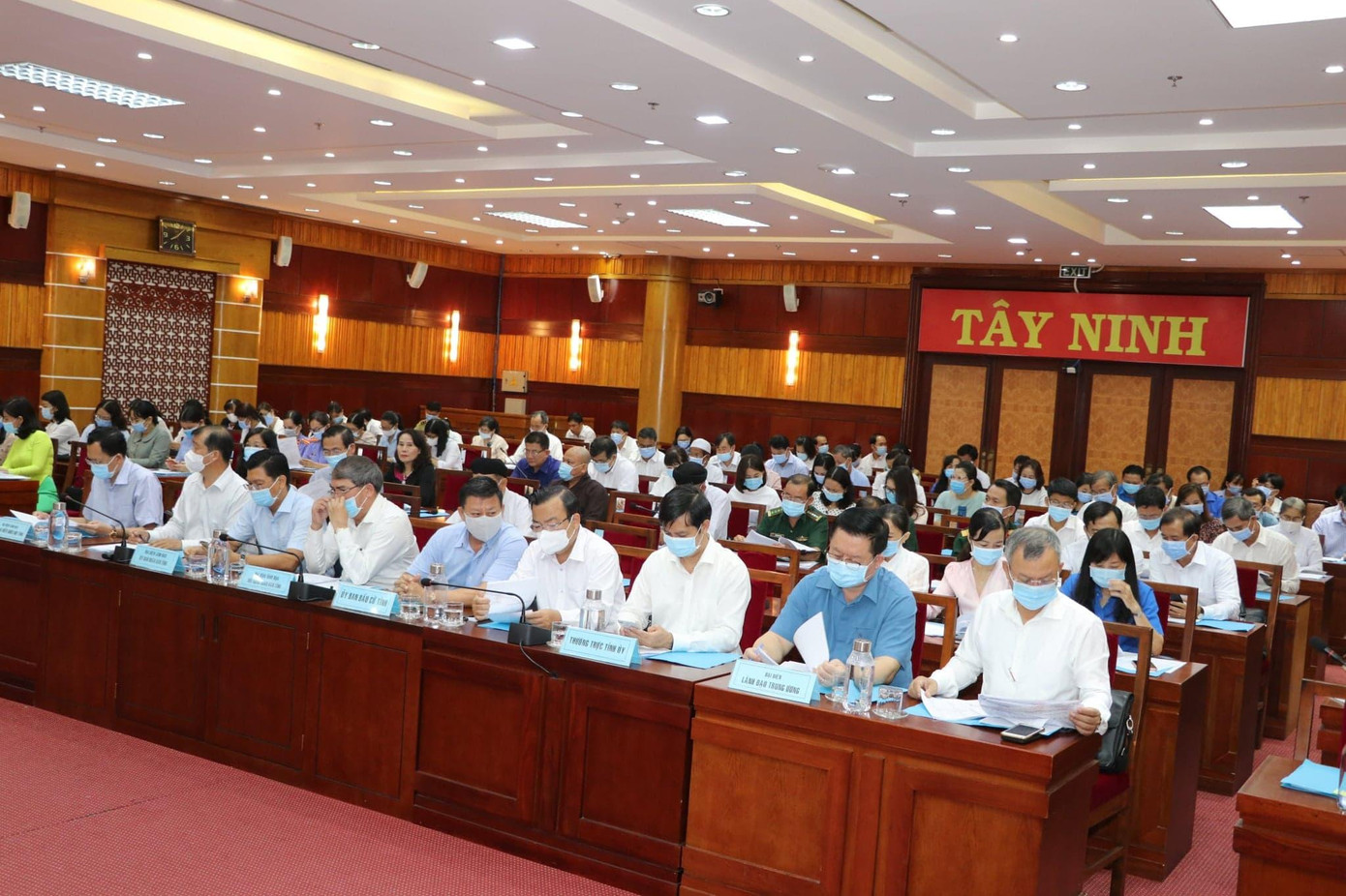 Quang cảnh buổi gặp mặt các ứng cử viên tại tỉnh Tây Ninh sáng 26/4. Ảnh: X.V