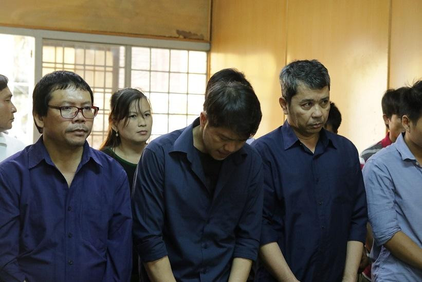 Các bị can trong vụ án. Ảnh: Tân Châu.