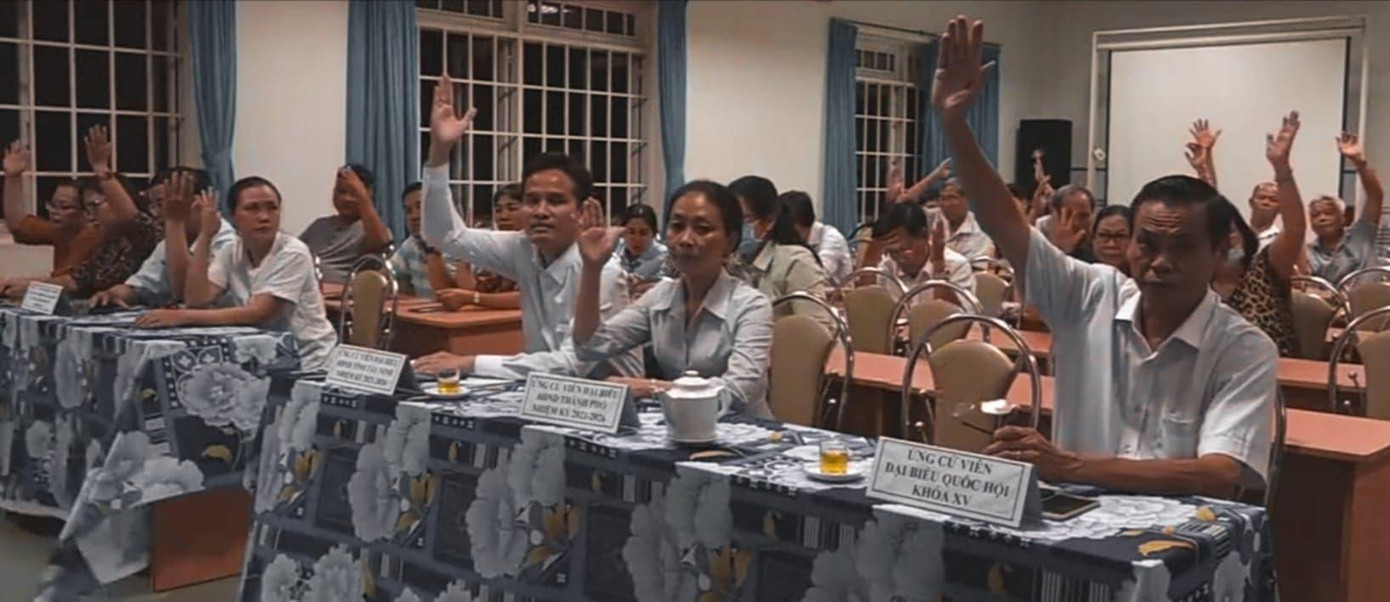 100% cử tri khu phố 3 đồng ý ông Trần Hữu Hậu ứng cử đại biểu Quốc hội khóa XV. 100% cử tri khu phố 3 đồng ý ông Trần Hữu Hậu ứng cử đại biểu Quốc hội khóa XV.