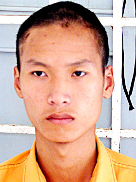 Chân dung nghi phạm Phạm Duy Nhân đã nhuộm lại tóc đen để tránh sự truy đuổi của Cơ quan chức năng