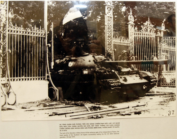 Đất nước thống nhất sau năm 1975