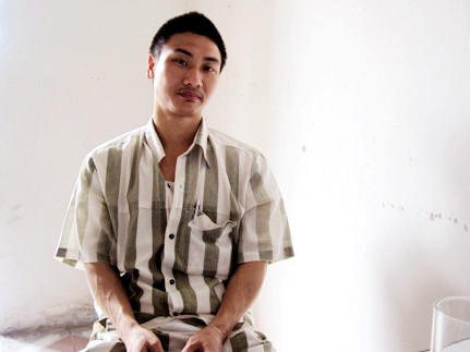 Phạm nhân Đồng Văn Hiếu