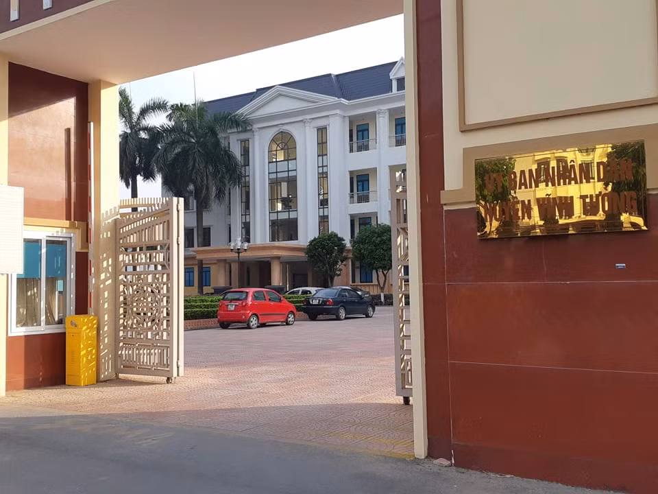 Chi tiết vụ thanh tra Bộ Xây dựng bị lập biên bản nghi vòi tiền chục tỉ đồng ảnh 1