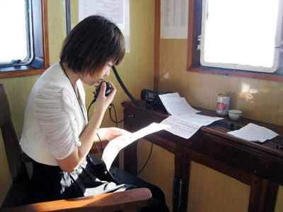 Phát thanh viên của Nhật ký Trường Sa	Ảnh: T.P