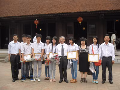Lễ tuyên dương và trao thưởng cho 211 em đoạt giải học sinh giỏi môn lịch Sử cấp quốc gia được tổ chức ngày 14-4 tại Văn Miếu - Quốc Tử Giám Ảnh: Q.H 