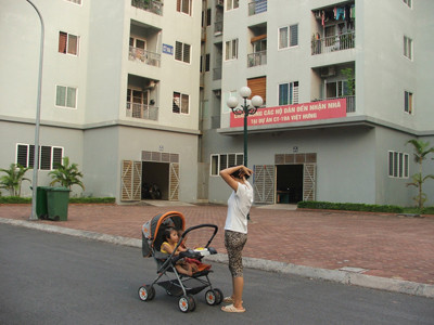 Kiểm tra bước đầu phát hiện 16 hộ vi phạm cho thuê lại, cho ở nhờ. Ảnh: Hà Anh. Kiểm tra bước đầu phát hiện 16 hộ vi phạm cho thuê lại, cho ở nhờ. Ảnh: Hà Anh