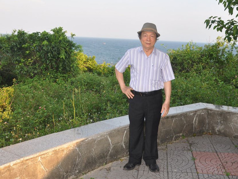 Nhà văn Hữu Phương. Ảnh: TL. Nhà văn Hữu Phương. Ảnh: TL.