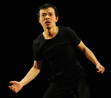 Nghệ sĩ kịch câm Hoàng Tùng được cho là học trò nổi bật nhất của NSƯT Hoàng Phúc Dzĩ. Nghệ sĩ kịch câm Hoàng Tùng được cho là học trò nổi bật nhất của NSƯT Hoàng Phúc Dzĩ.