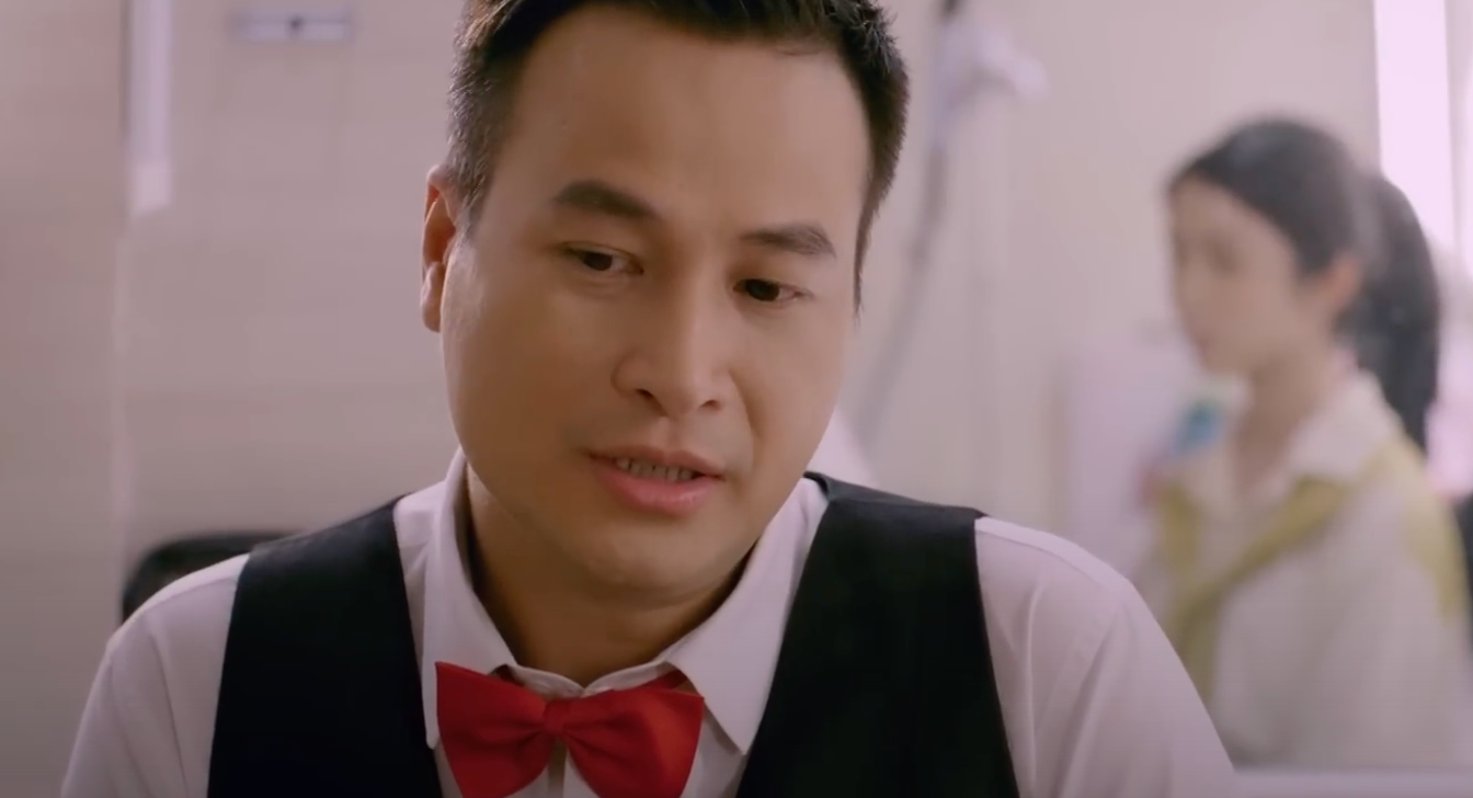 Thảo (Ngọc Huyền) được nhận đi hát sau vòng phỏng vấn đơn giản với mức lương 200.000 đồng/bài. Ảnh: CMH. Thảo (Ngọc Huyền) được nhận đi hát sau vòng phỏng vấn đơn giản với mức lương 200.000 đồng/bài. Ảnh: CMH.