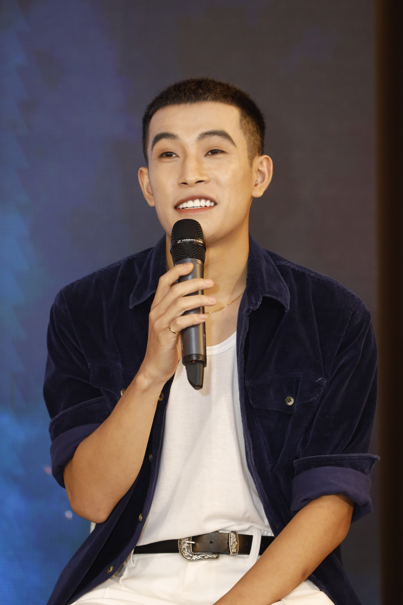 Tuấn Anh tiết lộ vai Vương có nhiều trường đoạn phức tạp. Tuấn Anh tiết lộ vai Vương có nhiều trường đoạn phức tạp.